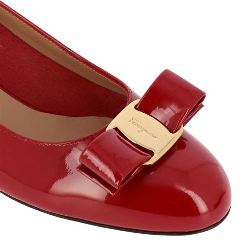 zapatos ferragamo mujer precio